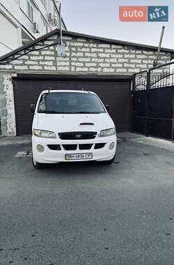 Вантажний фургон Hyundai H-1 2005 в Одесі