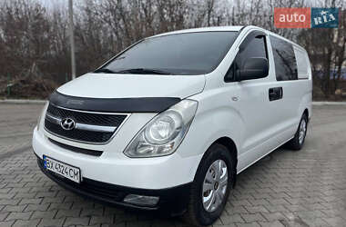 Мінівен Hyundai H-1 2011 в Хмельницькому