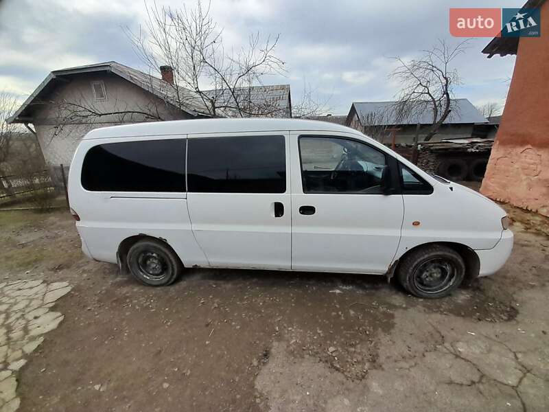 Мінівен Hyundai H-1 2004 в Львові