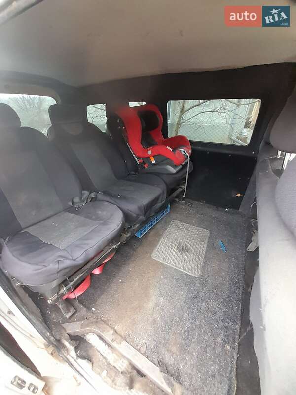 Минивэн Hyundai H-1 2004 в Львове