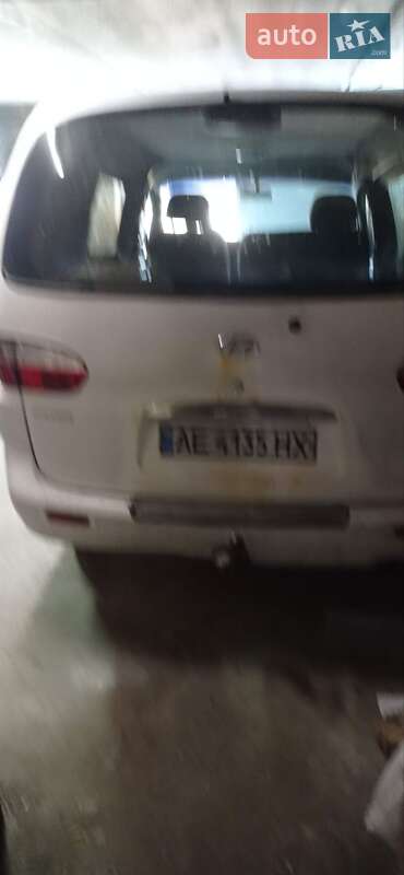 Мінівен Hyundai H-1 2002 в Дніпрі