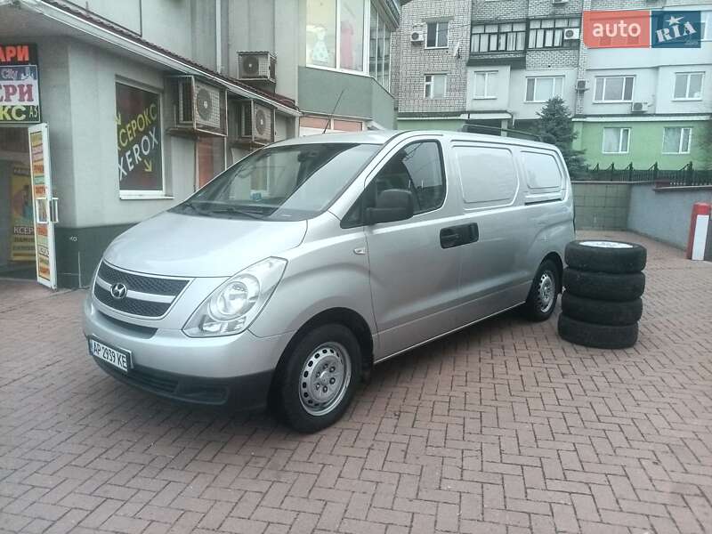 Грузовой фургон Hyundai H-1 2008 в Кременчуге