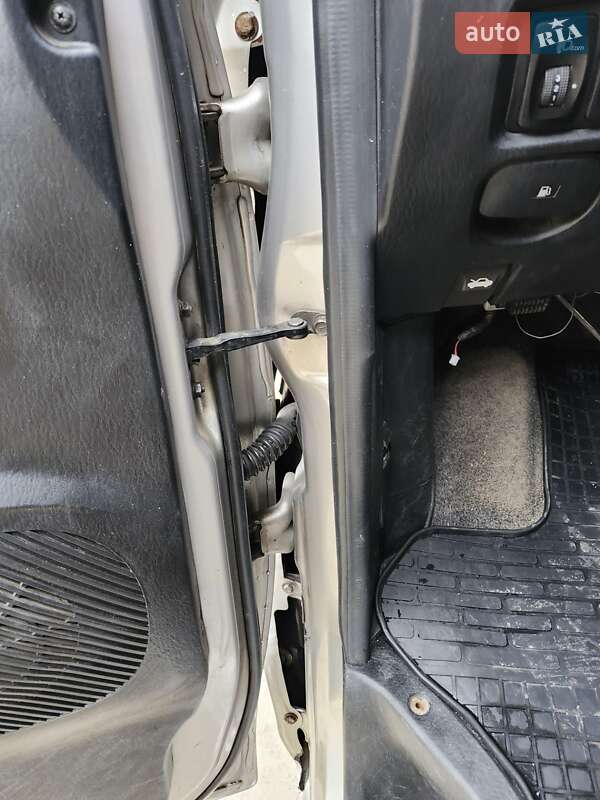 Грузовой фургон Hyundai H-1 2004 в Днепре