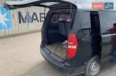 Минивэн Hyundai H-1 2010 в 