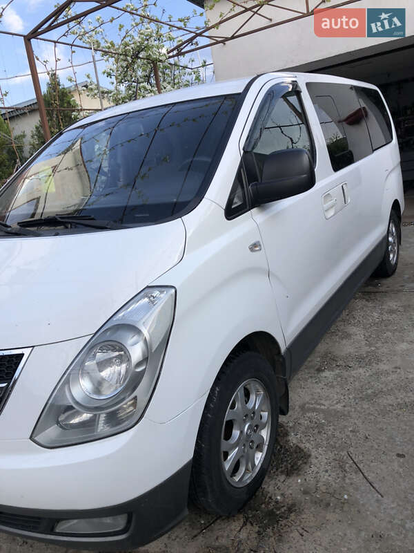 Мінівен Hyundai H-1 2012 в Миколаєві