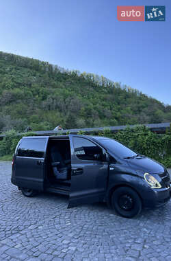 Минивэн Hyundai H-1 2008 в 