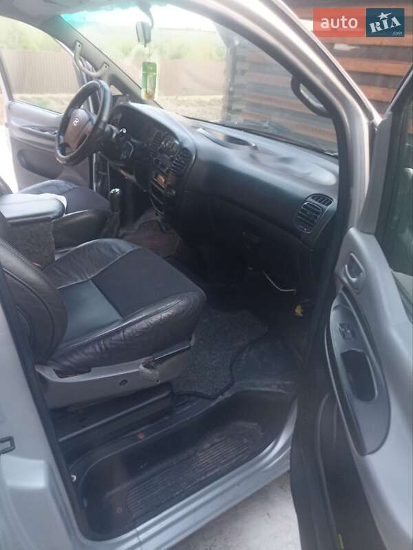 Минивэн Hyundai H-1 2007 в Перечине
