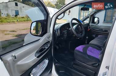 Минивэн Hyundai H-1 2007 в 