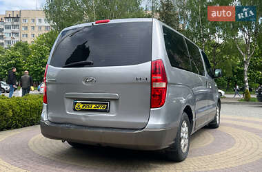 Минивэн Hyundai H-1 2012 в 