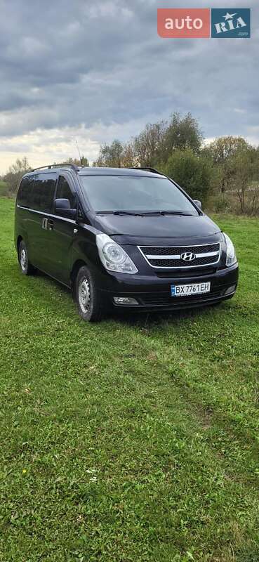 Мінівен Hyundai H-1 2011 в Дунаївцях