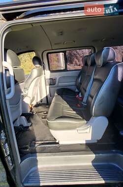 Минивэн Hyundai H-1 2011 в 