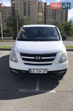 Минивэн Hyundai H-1 2009 в Киеве
