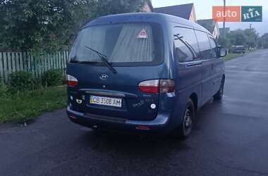 Минивэн Hyundai H-1 2005 в 