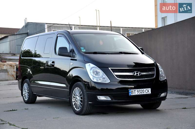 Hyundai H-1 2012