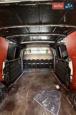 Грузовой фургон Hyundai H-1 2009 в 
