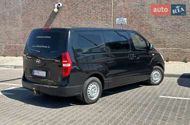 Минивэн Hyundai H-1 2011 в 