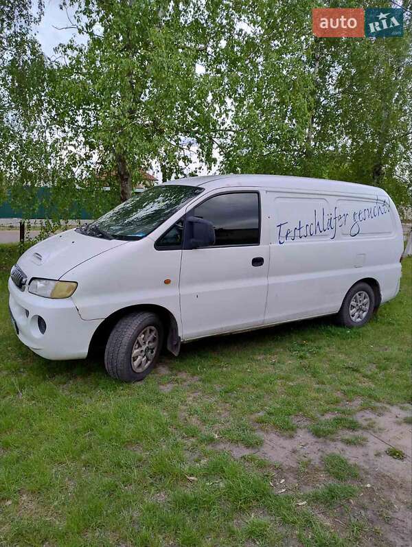 Грузовой фургон Hyundai H-1 2005 в Борисполе