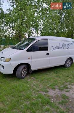 Грузовой фургон Hyundai H-1 2005 в 