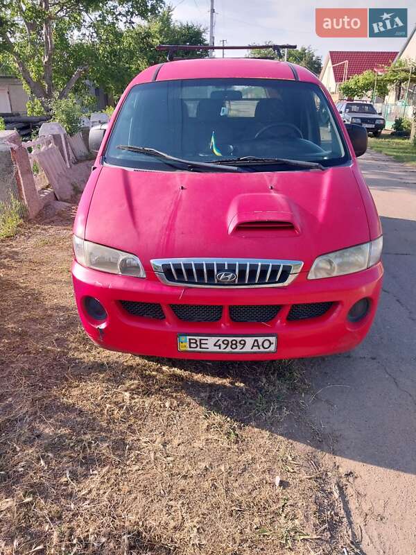 Мінівен Hyundai H-1 2005 в Коблевому