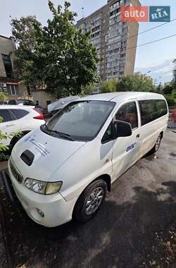 Минивэн Hyundai H-1 2007 в 
