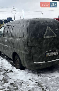 Грузовой фургон Hyundai H-1 2006 в 