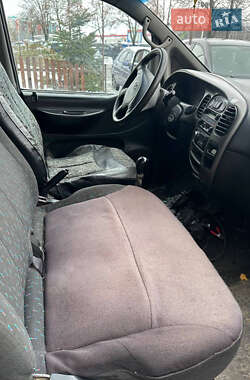 Грузовой фургон Hyundai H-1 2006 в 