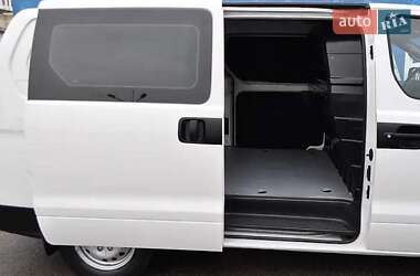 Вантажопасажирський фургон Hyundai H-1 2015 в Березані