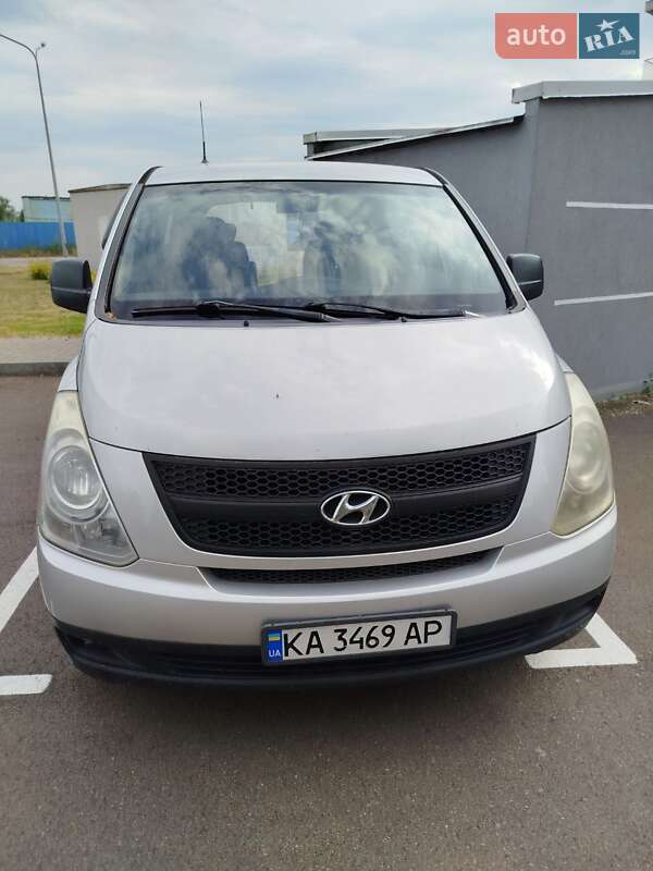 Hyundai H-1 2008
