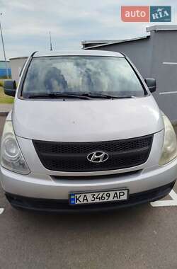 Мінівен Hyundai H-1 2008 в 