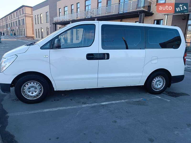 Вантажний фургон Hyundai H-1 2009 в Білій Церкві