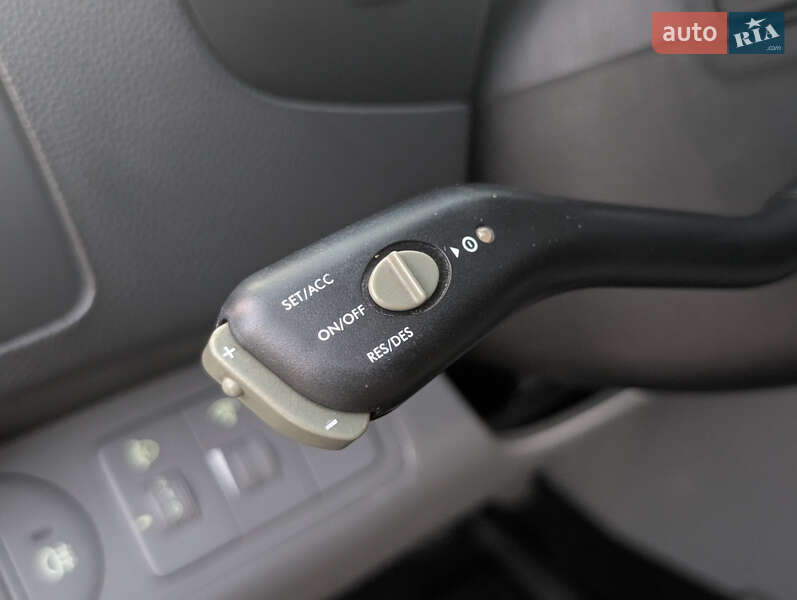 Мінівен Hyundai H-1 2010 в Дубні