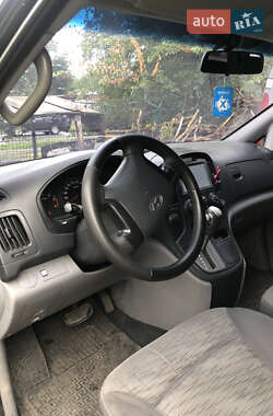 Минивэн Hyundai H-1 2008 в 