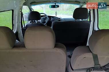Грузовой фургон Hyundai H-1 2001 в 