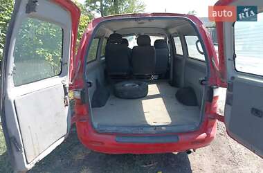 Минивэн Hyundai H-1 2006 в 