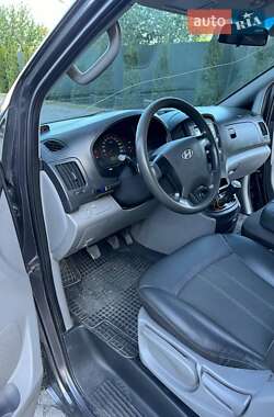 Минивэн Hyundai H-1 2008 в 