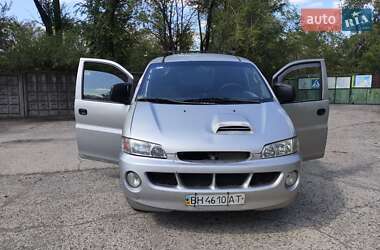 Минивэн Hyundai H-1 2001 в Кривом Роге
