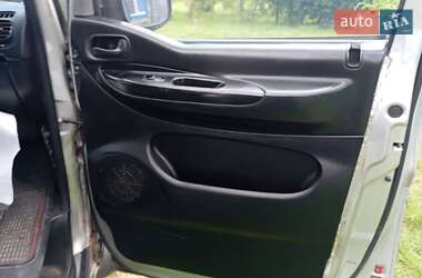 Мінівен Hyundai H-1 1998 в Ратному