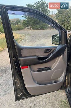 Грузовой фургон Hyundai H-1 2008 в 