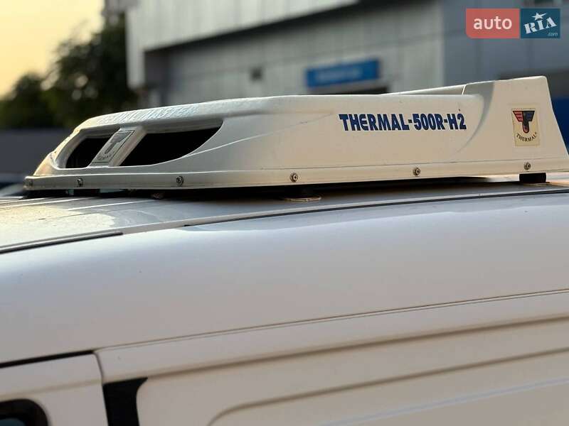 Грузовой фургон Hyundai H-1 2004 в Одессе