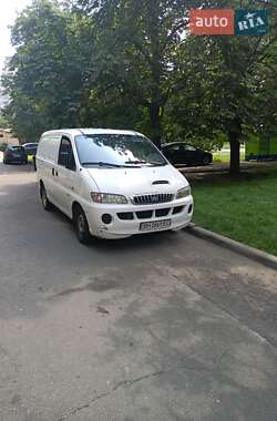 Минивэн Hyundai H-1 2005 в 