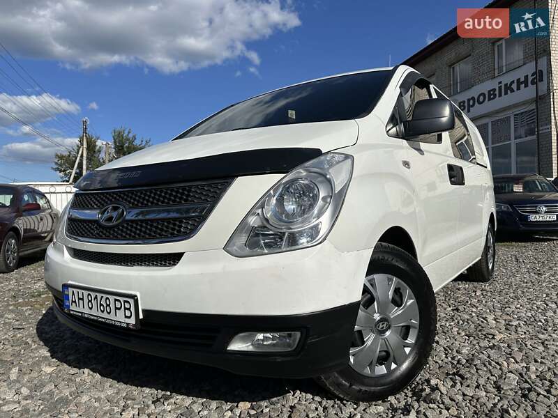 Грузопассажирский фургон Hyundai H-1 2011 в Смеле