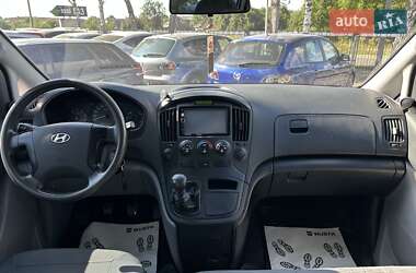 Грузопассажирский фургон Hyundai H-1 2011 в 