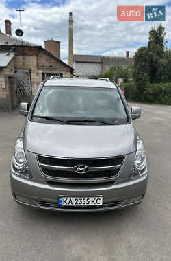 Грузопассажирский фургон Hyundai H-1 2012 в Житомире
