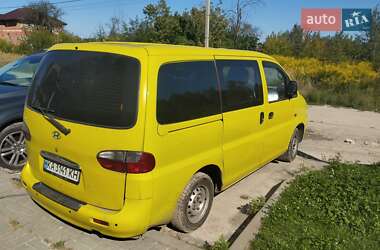 Минивэн Hyundai H-1 2002 в 