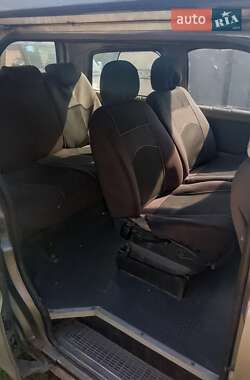 Минивэн Hyundai H-1 2003 в 