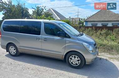 Минивэн Hyundai H-1 2011 в 