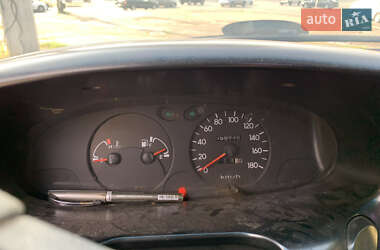 Вантажний фургон Hyundai H-1 1999 в 