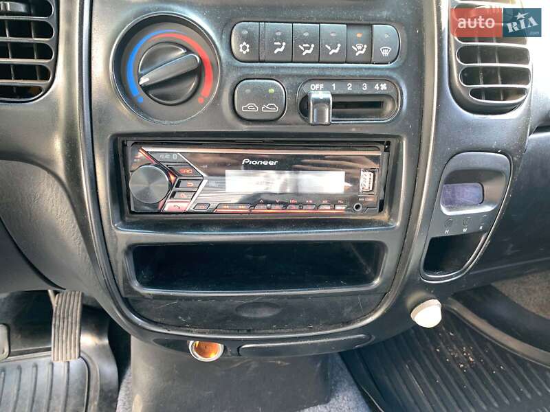 Минивэн Hyundai H-1 2006 в Виннице
