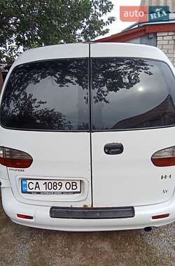 Минивэн Hyundai H-1 2005 в 