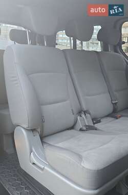 Минивэн Hyundai H-1 2010 в 